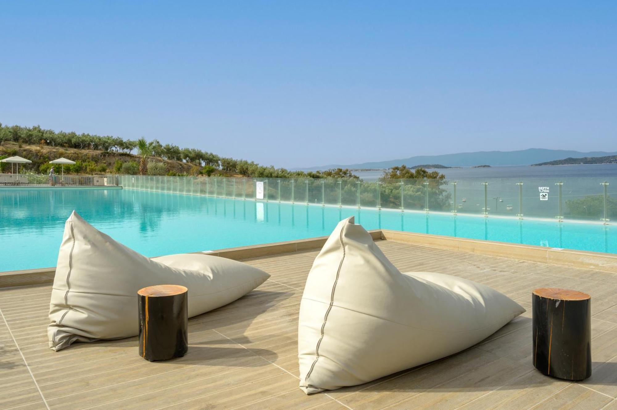 Akrathos Beach Hotel 오라누폴리 외부 사진
