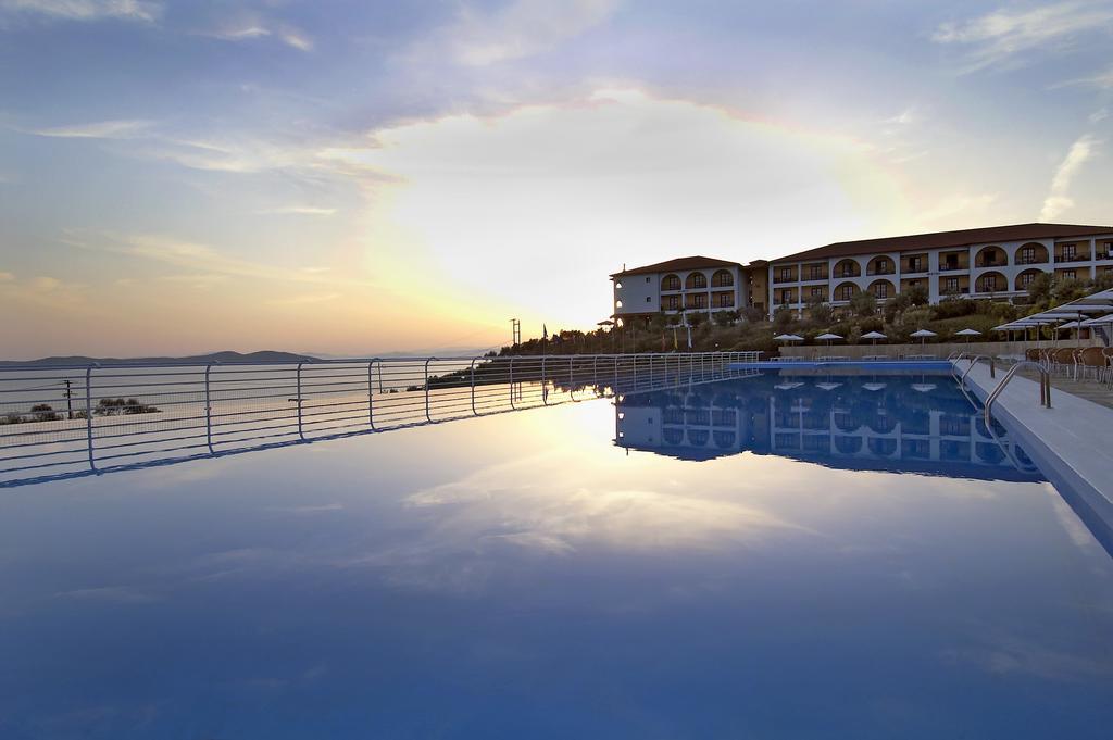 Akrathos Beach Hotel 오라누폴리 외부 사진
