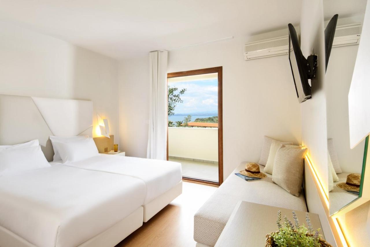 Akrathos Beach Hotel 오라누폴리 외부 사진
